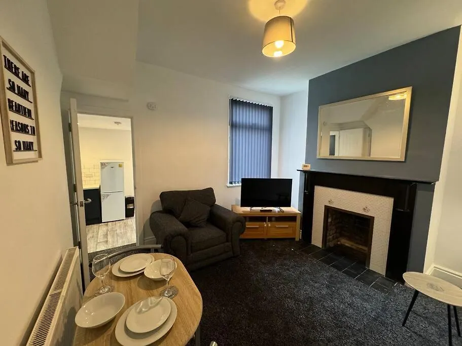 Villa Brand New Refurb 8 Person House Kingston upon Hull Großbritannien